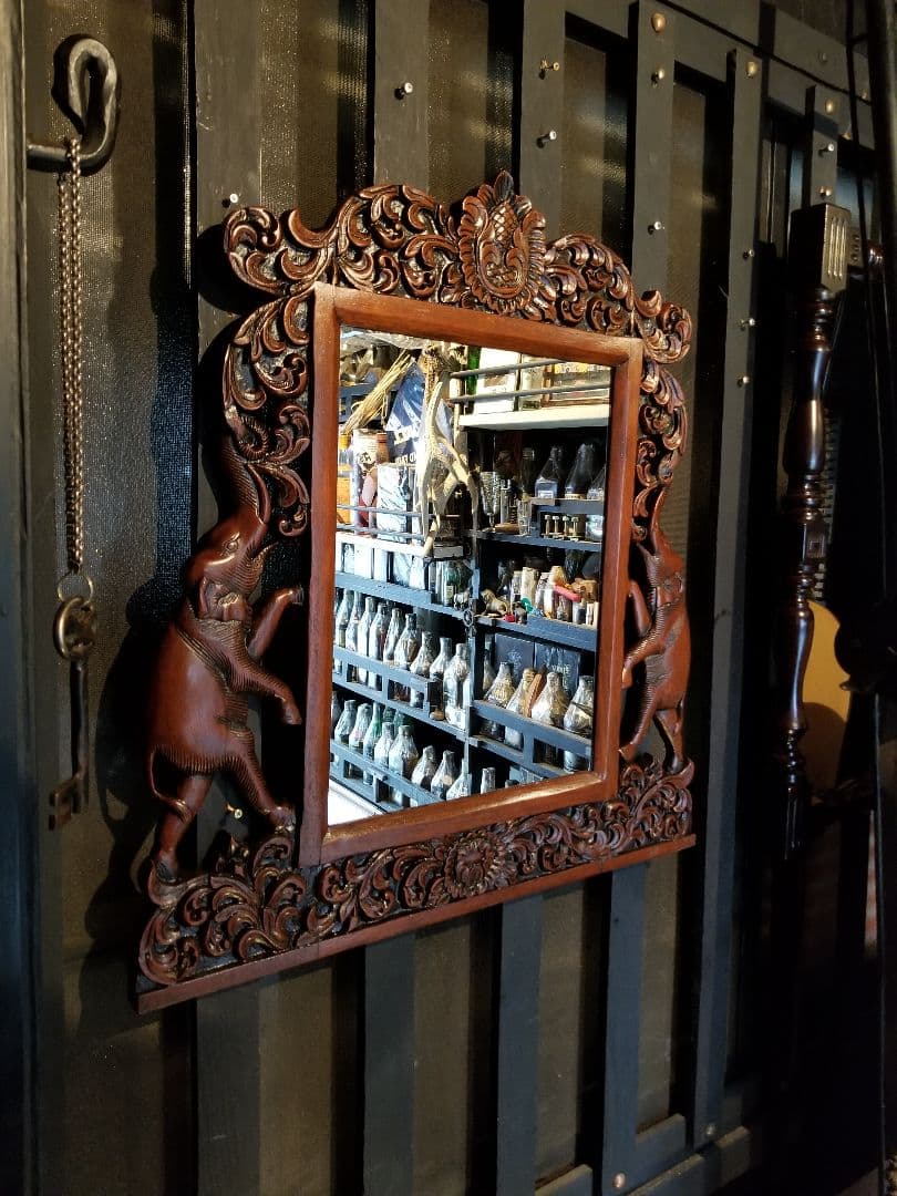 アンティーク　オールド　チーク　透かし彫り　細工　アカンサス　模様　ミラー　鏡