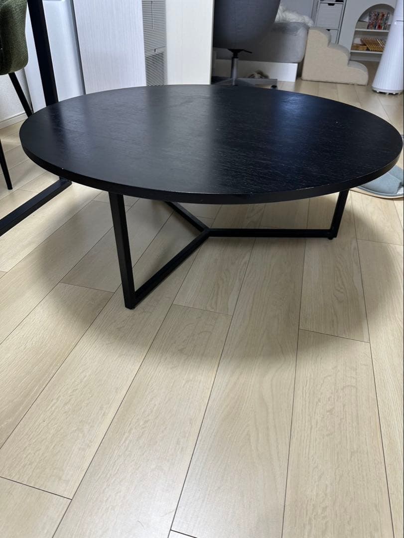 アルモニア　Majakka 円形センターテーブル