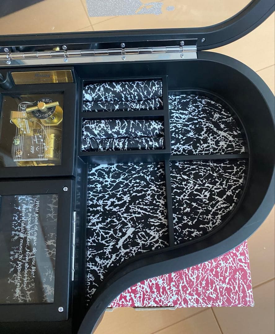 DISCRETION ディスクレーション　オルゴール　アクセサリーボックス