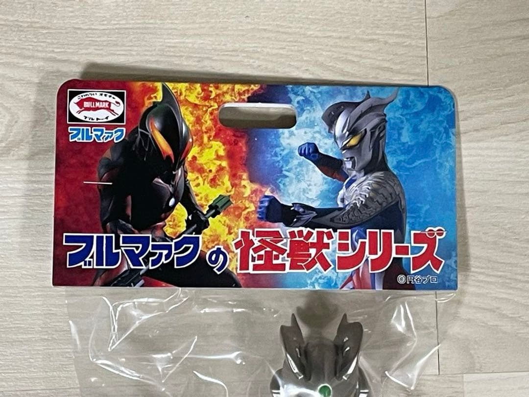 ウルトラマンゼロ　ツブラヤストア限定　ブルマァク
