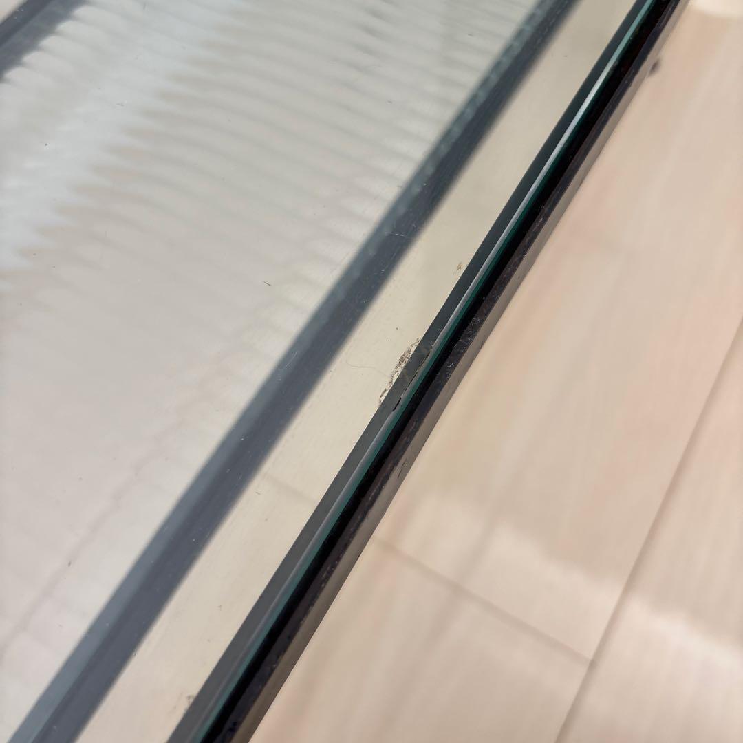 unico ガラステーブル