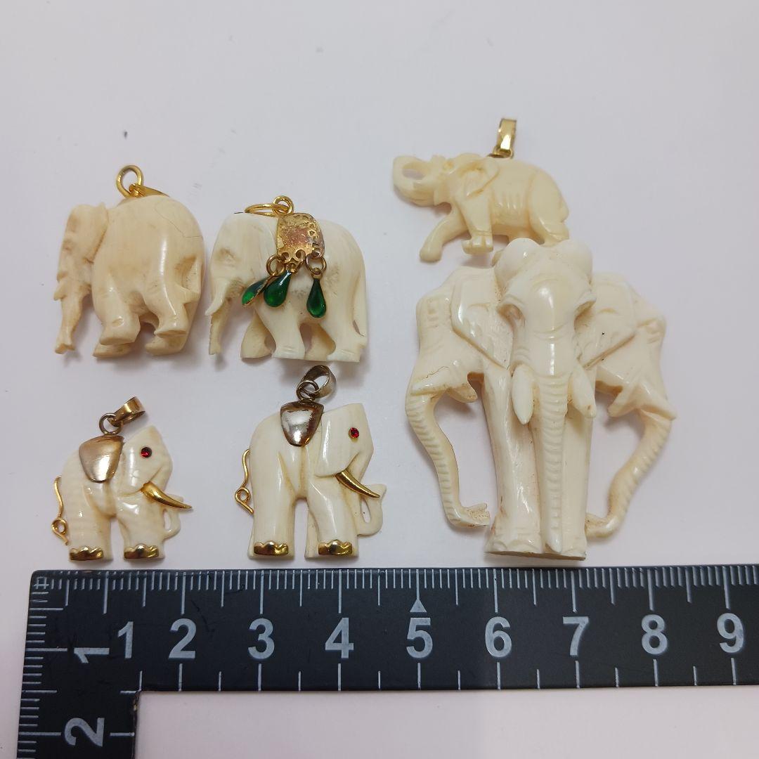 Y2892-5 高級彫刻 ペンダントトップ 24点セット 110.6g