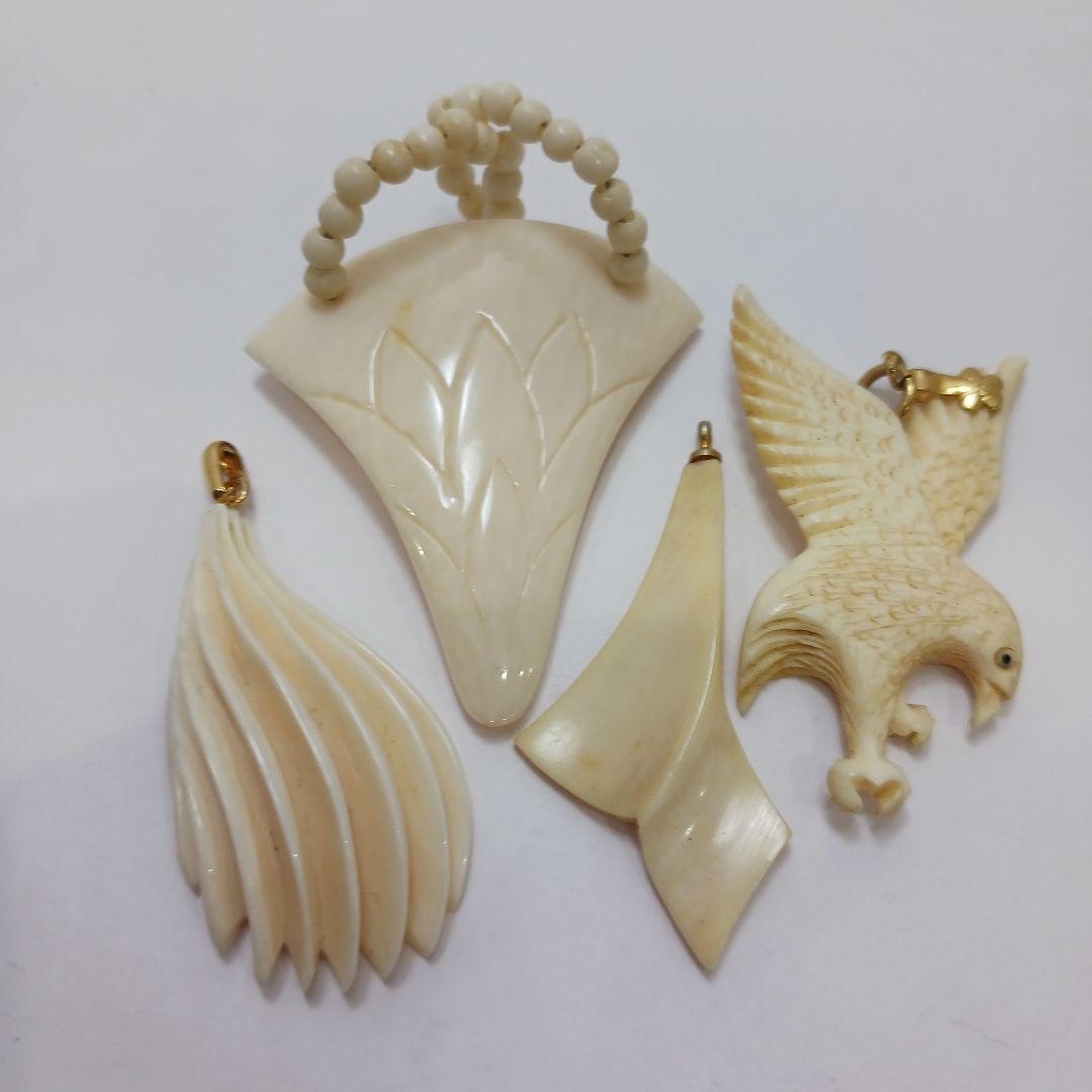 Y2892-5 高級彫刻 ペンダントトップ 24点セット 110.6g