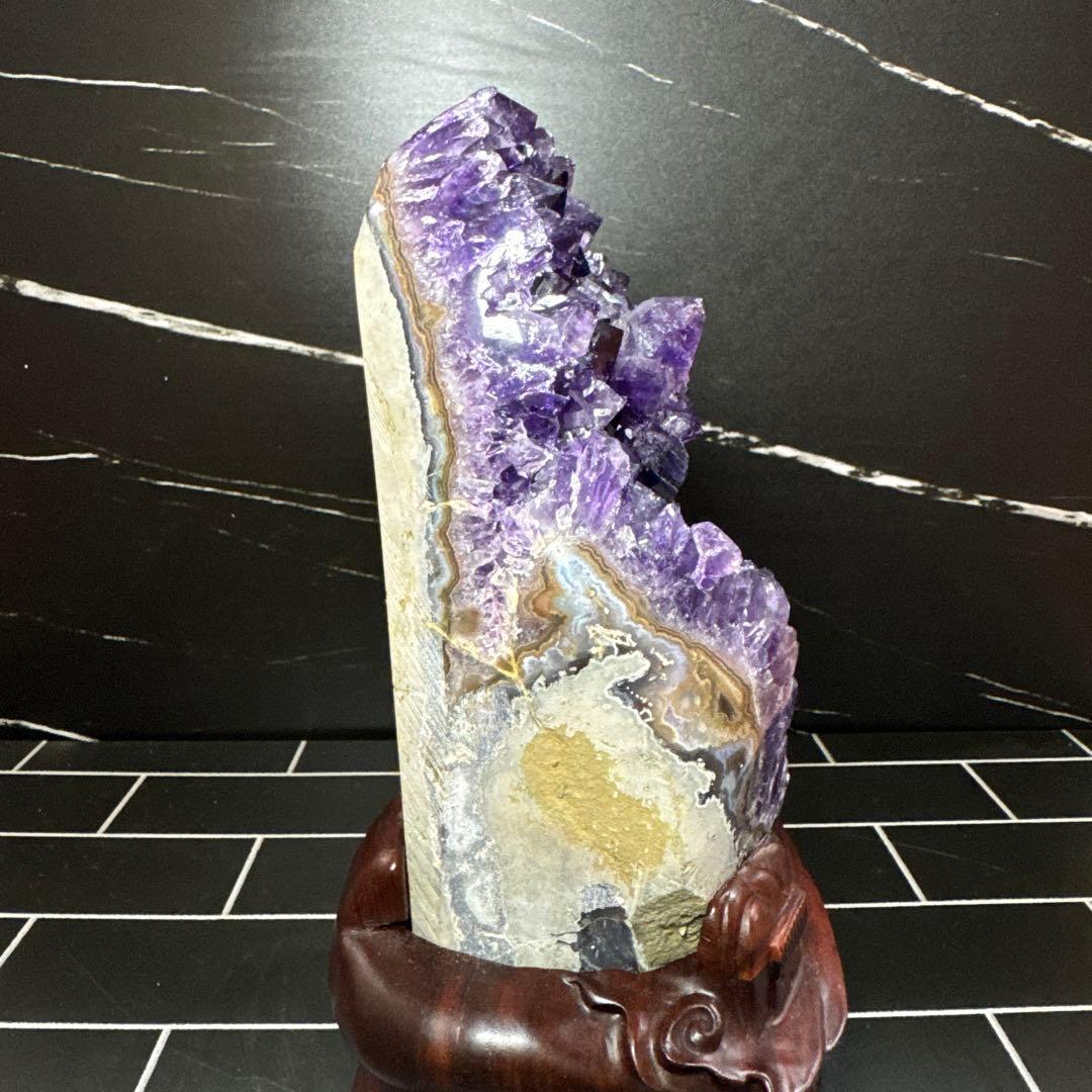 【極上品】ウルグアイ産　アメジストドーム　カルサイト共生