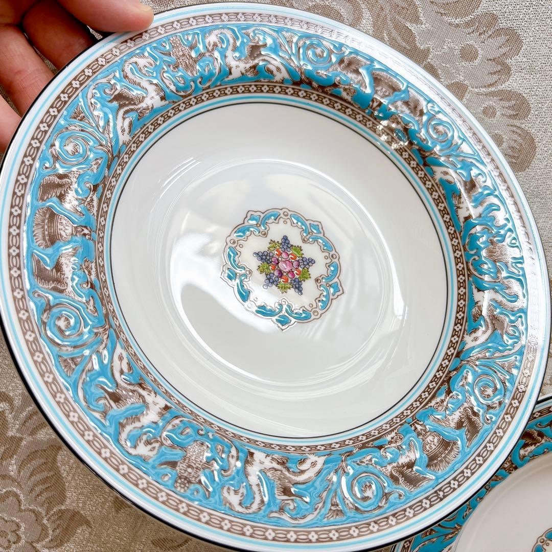 未使用　ウェッジウッド　黒壺　スープ皿　深皿　フロレンティーンターコイズ　2枚