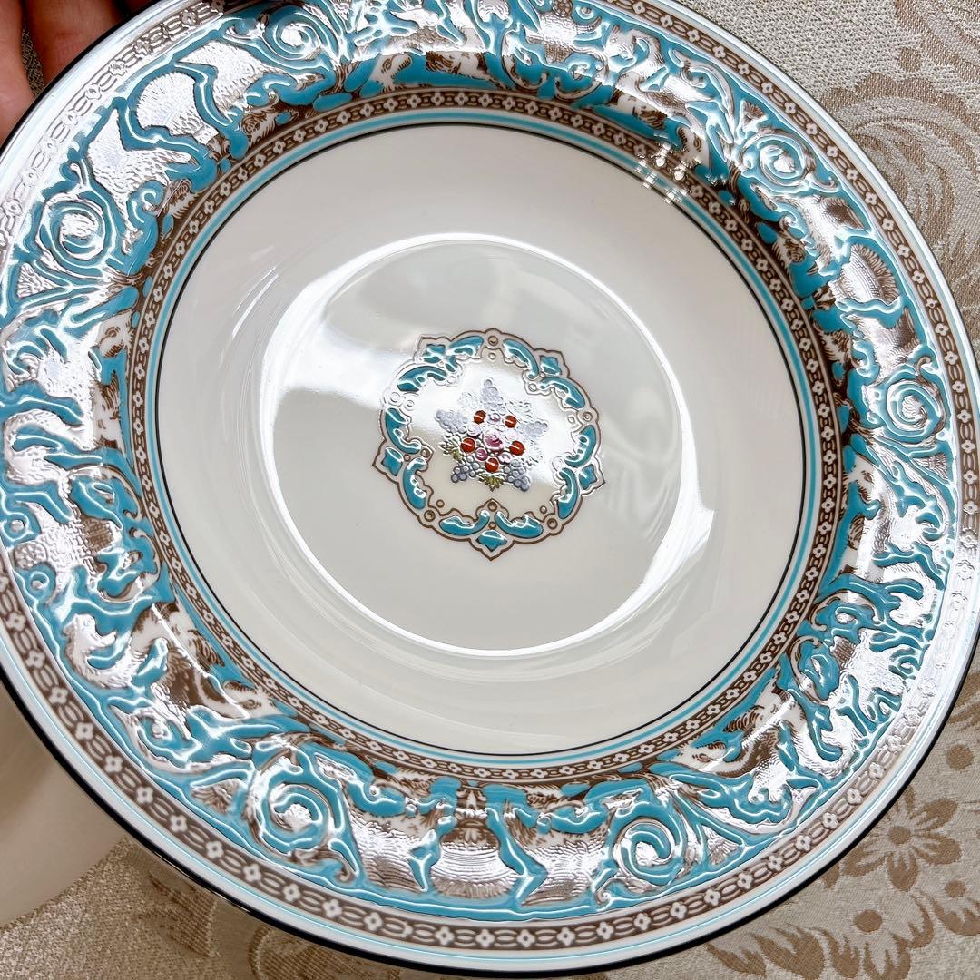 未使用　ウェッジウッド　黒壺　スープ皿　深皿　フロレンティーンターコイズ　2枚