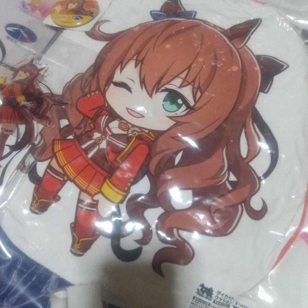 ウマ娘 マルゼンスキー 浦和競馬場 クッション アクリルスタンド 缶