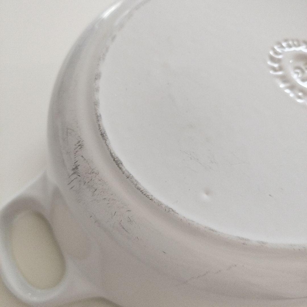 ルクルーゼ　ココットオーバル25cm ホワイト