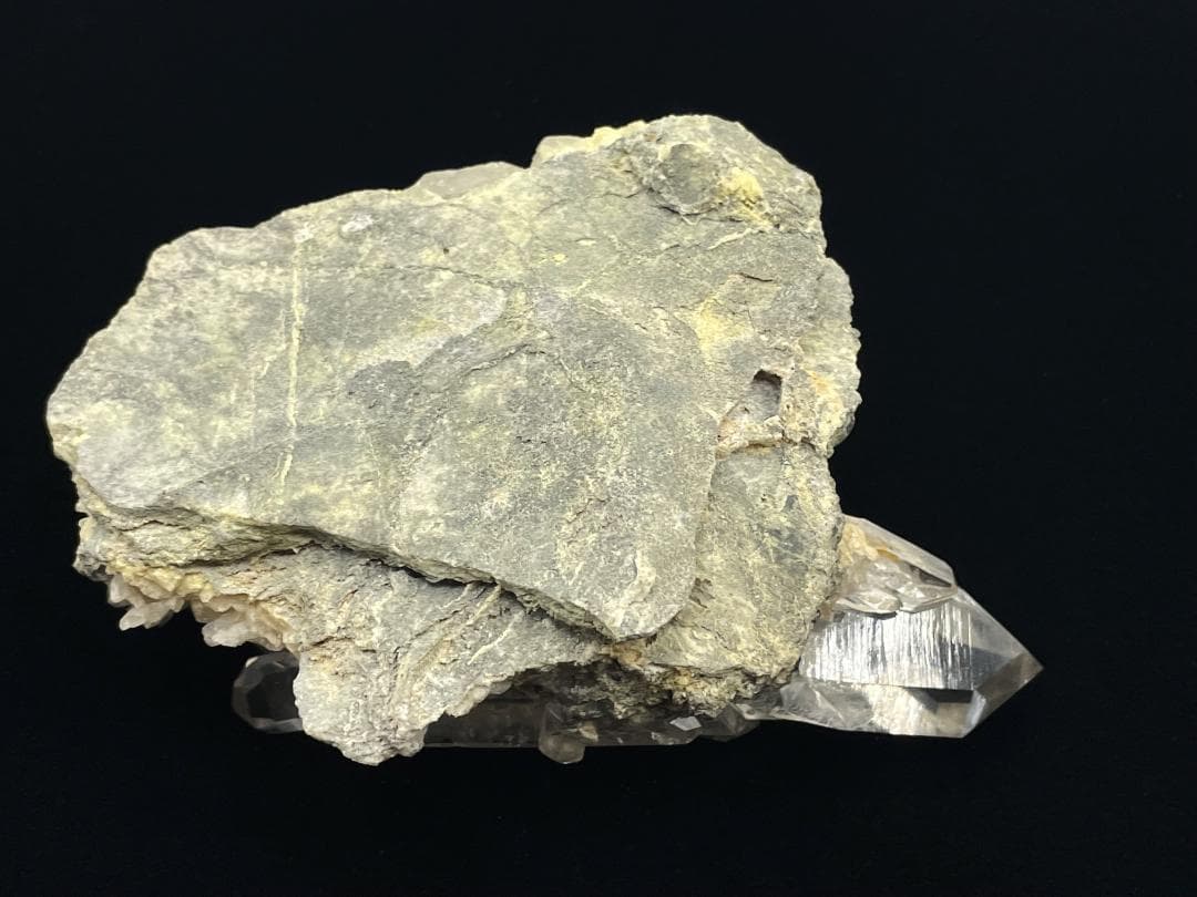 原石クラスター（ヒマラヤ水晶【ガネッシュヒマール】）