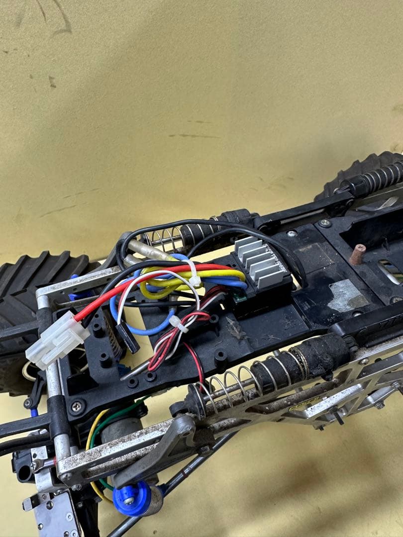 御*月様 クラッドバスターロングホイールベース仕様！TXT-1シャーシ