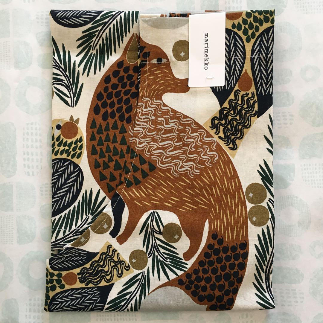 新品未使用　マリメッコ ケトゥンマルヤ エプロン