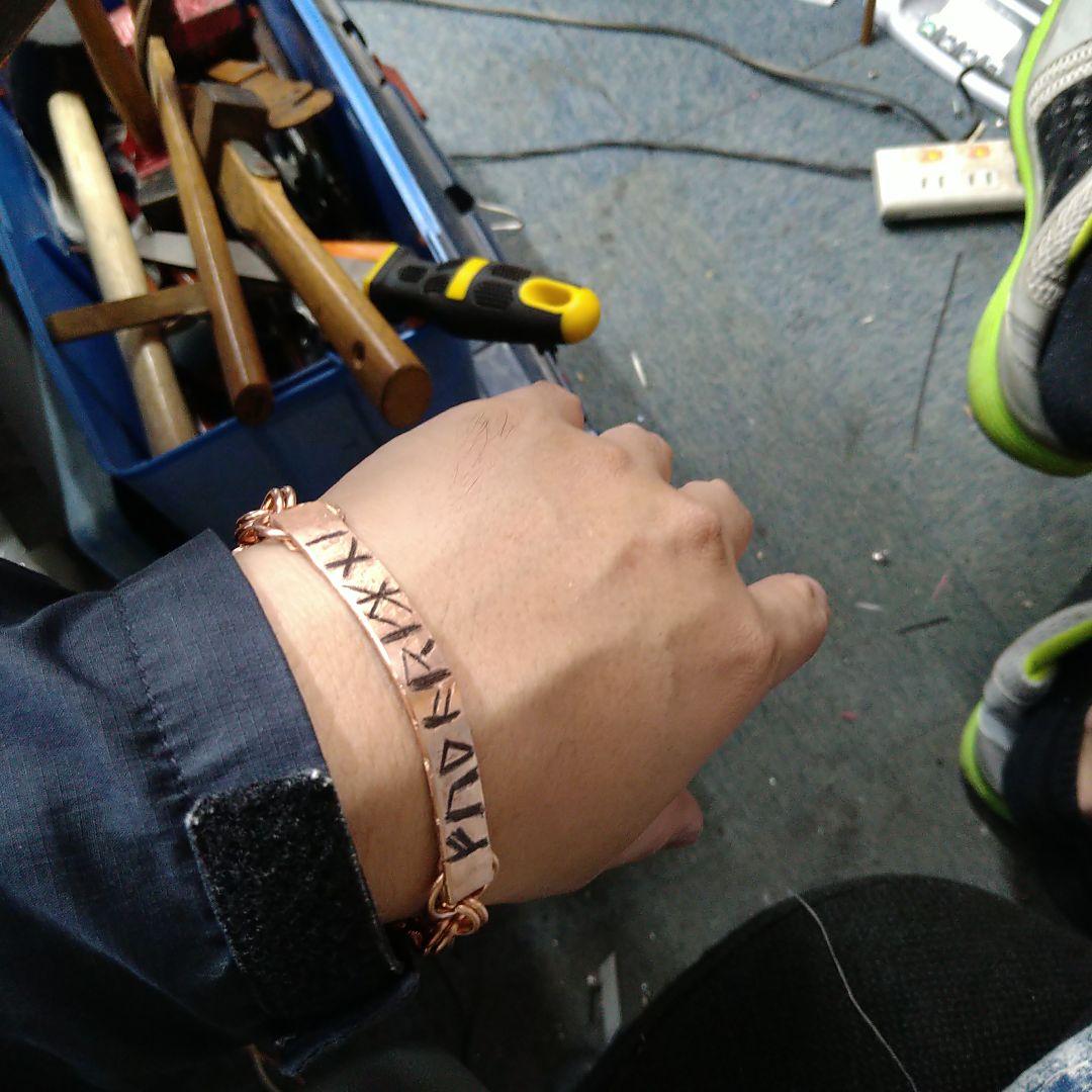 国産　純銅　銅ブレスレット　ルーン文字