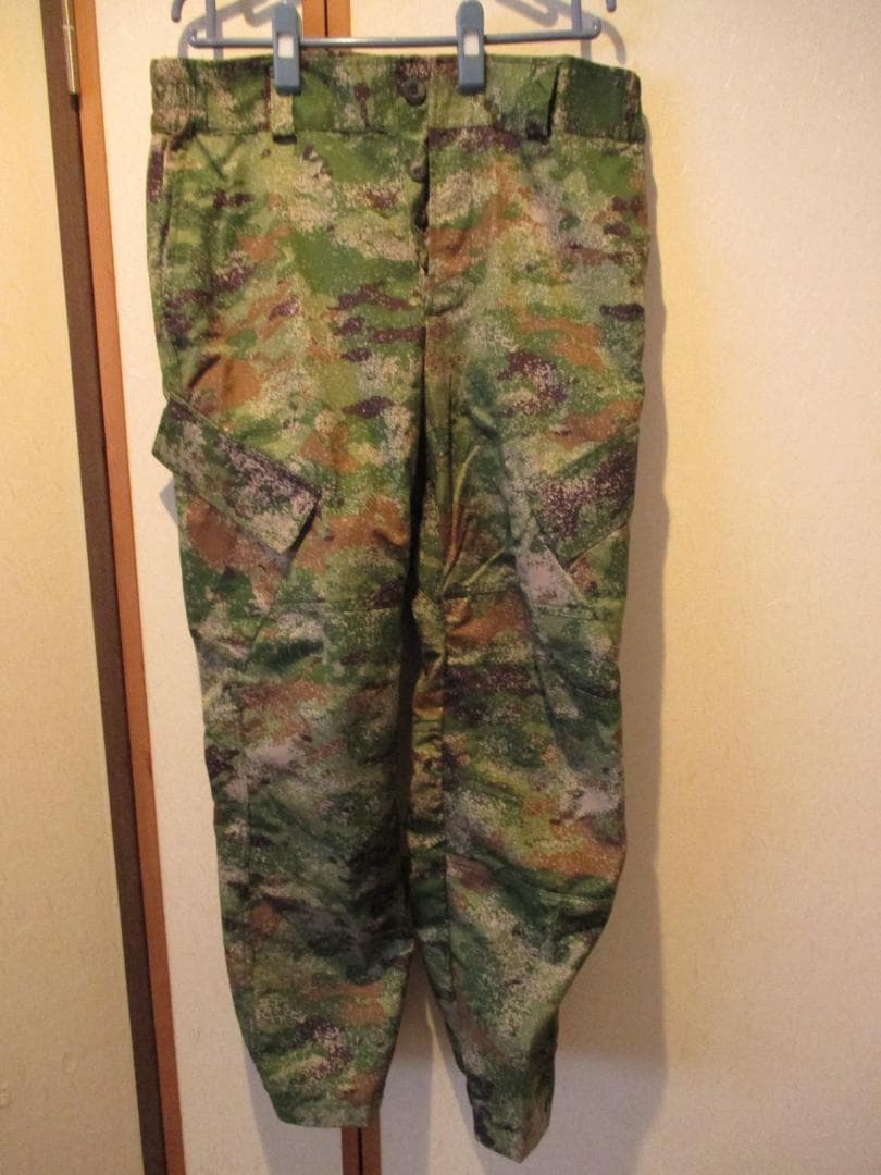 未使用　中国軍　21式　星空迷彩　上下セット　サイズM　軍服　迷彩服