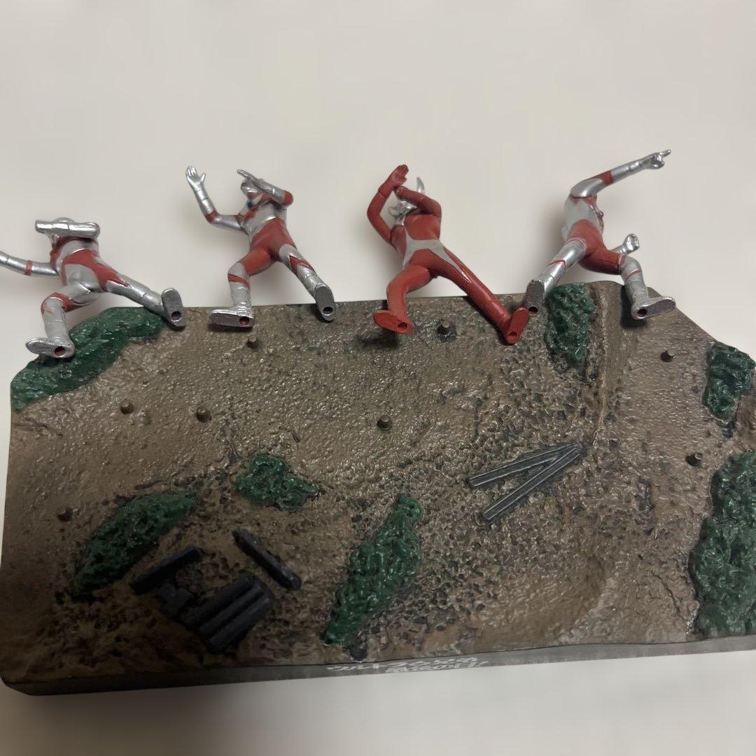 ウルトラ怪獣戯画 ウルトラ6兄弟最後の日 - メルカリ