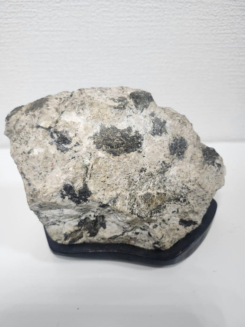 時計石 鑑賞石 レトロ 球状閃緑岩 鑑賞用鉱物標本ナポレオン石 天然石 台座付き