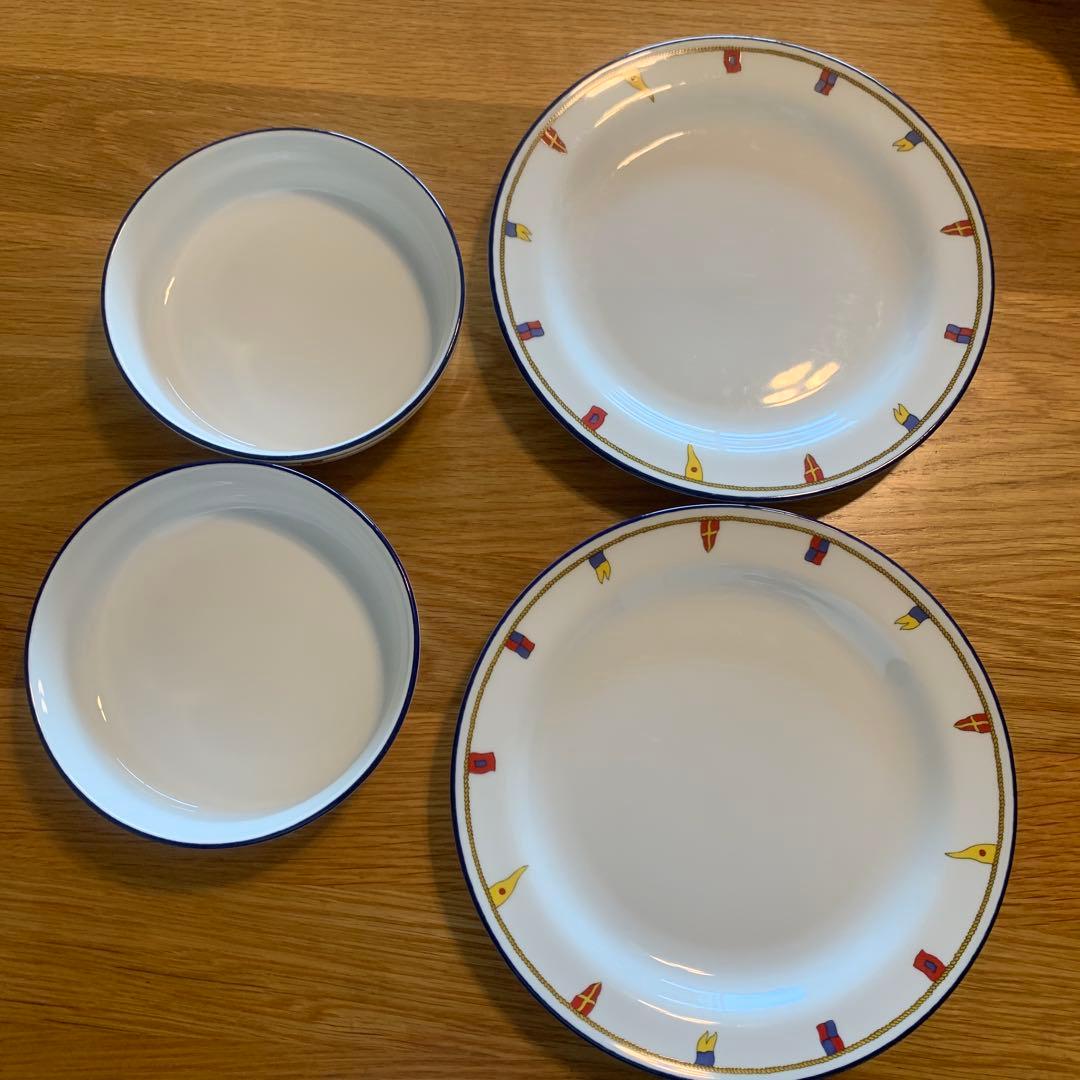 リチャードジノリ クリッパー グラタン皿2点&中皿2点 - メルカリ