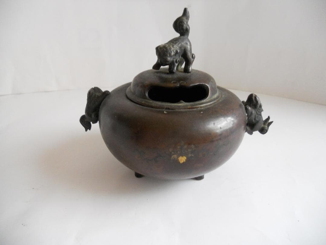 大明宣徳年製 香炉 中国 明 古玩 古銅 双耳 三足 香爐 です。