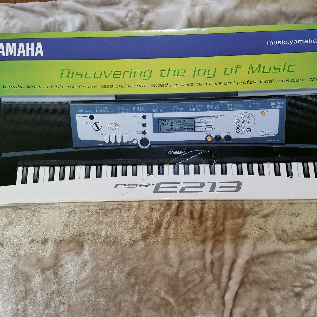 Yamaha PSR-E213 電子ピアノ電子キーボード箱入り 説明書・楽譜付き