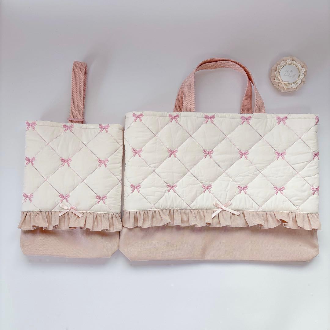 YURI様　レッスンバッグ　上履き袋　体操着袋　ヌビ　キルト　りぼん　刺繍生地