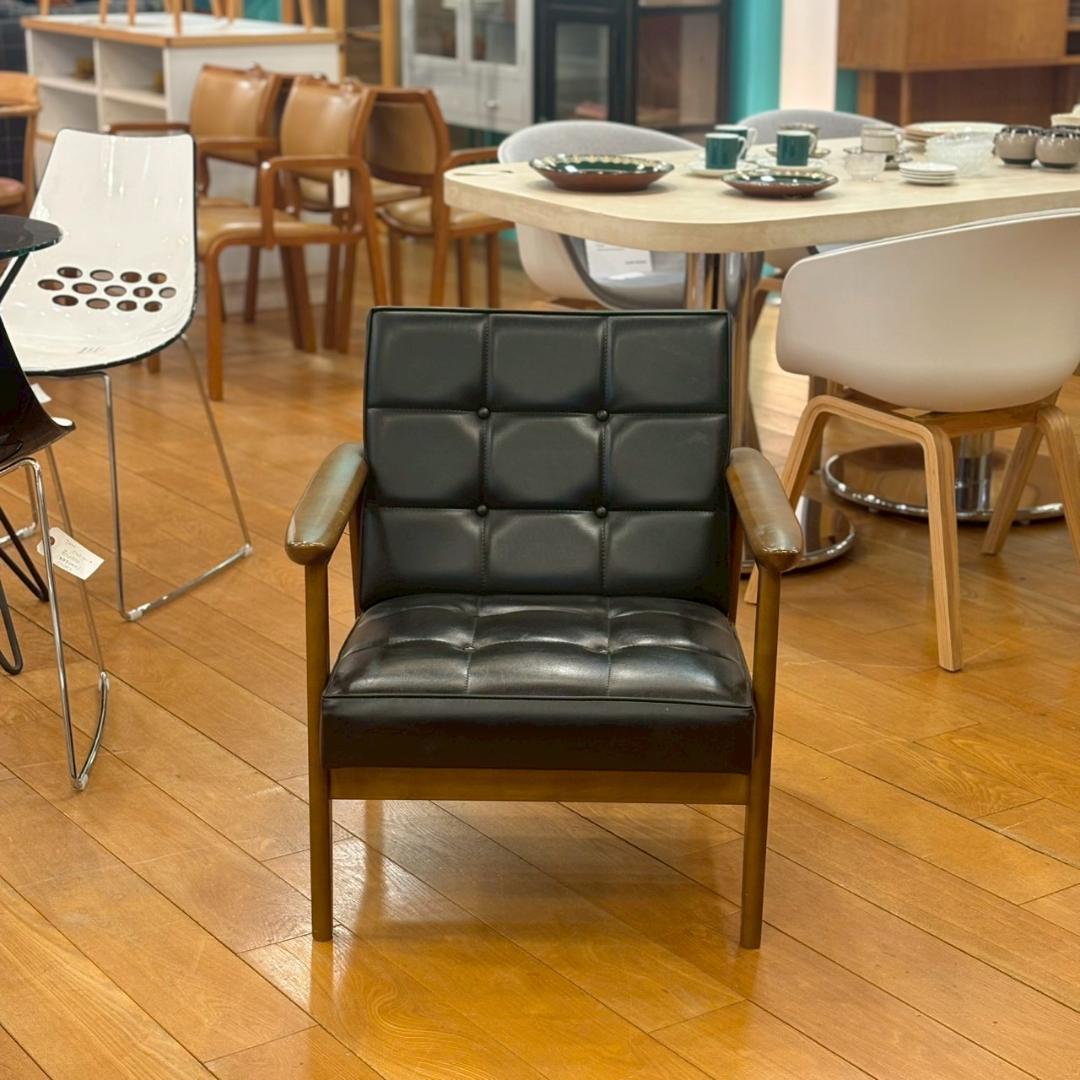 カリモク60　Kチェア　一人掛け　ソファ　レトロ　ミッドセンチュリー