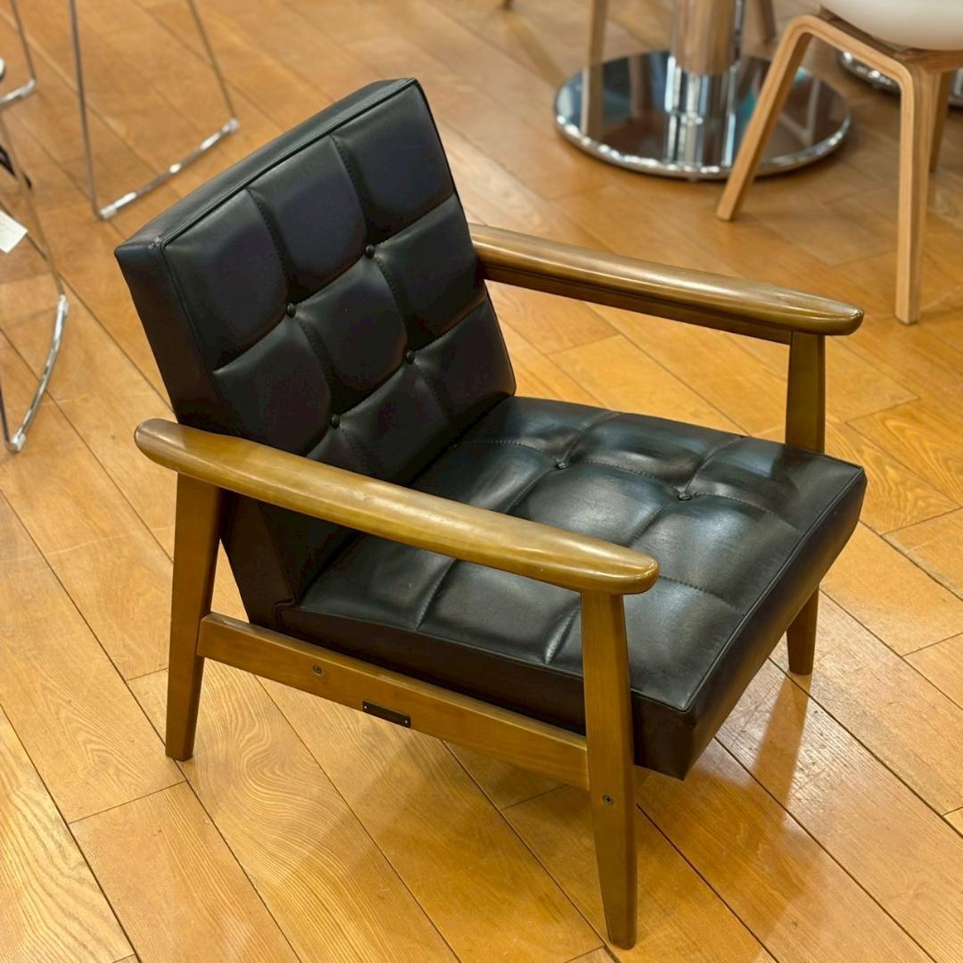 カリモク60　Kチェア　一人掛け　ソファ　レトロ　ミッドセンチュリー