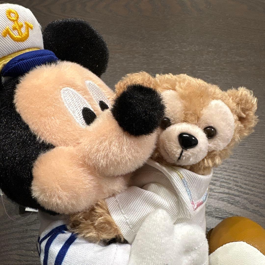 東京ディズニーシー ミッキーマウス ダッフィー ぬいぐるみバッジ