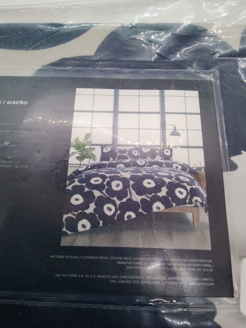 マリメッコ　ウニッコ　枕布団カバーセット　クイーンサイズ