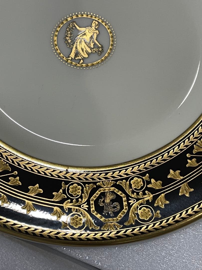 元箱付き　ウェッジウッド アストバリー　17.5cm デザートプレート　1枚