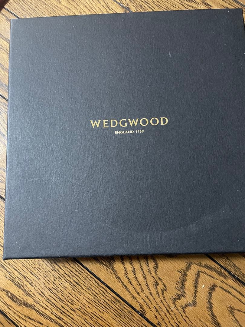 元箱付き　ウェッジウッド アストバリー　17.5cm デザートプレート　1枚