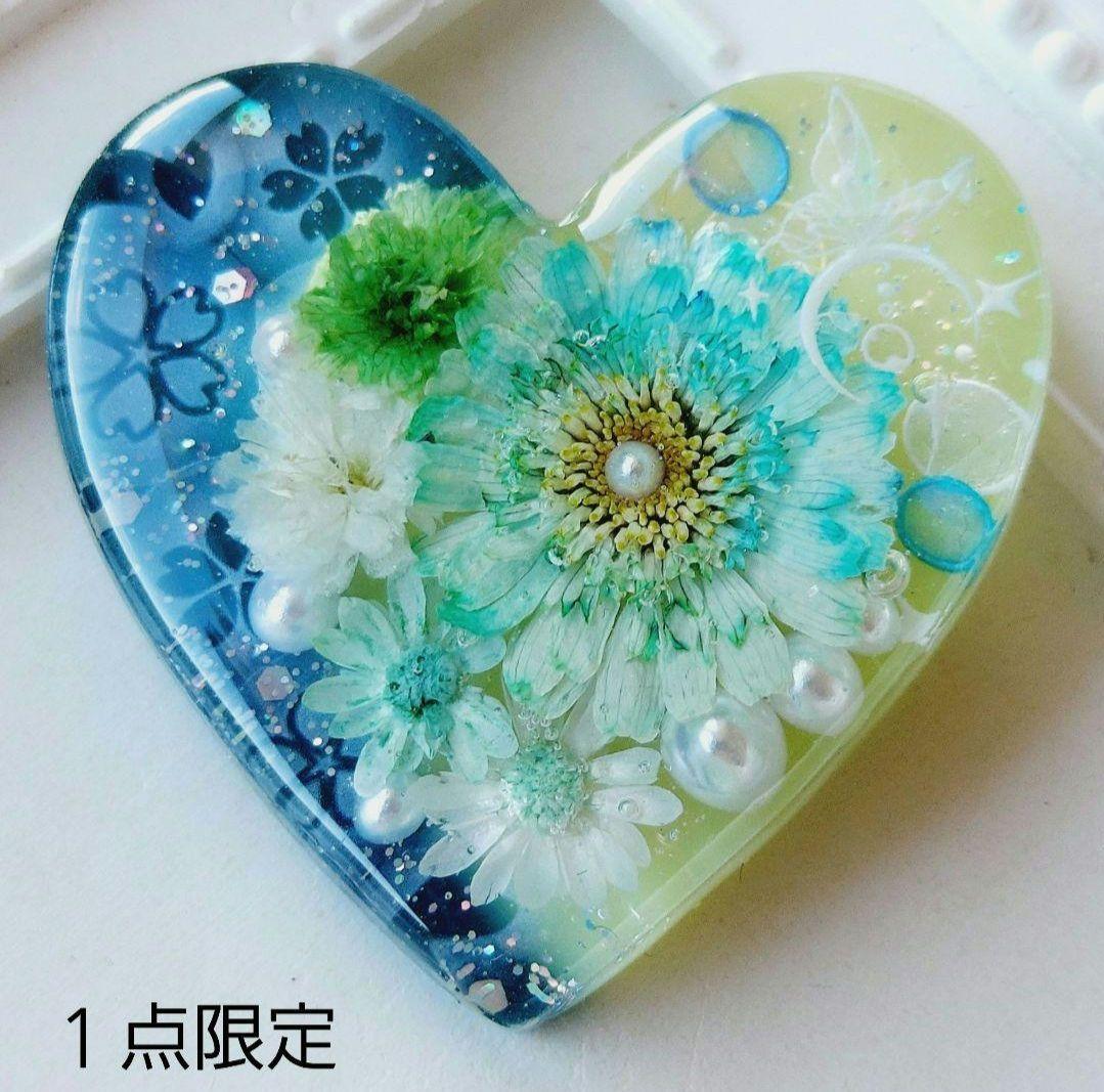 【1709】レジン　ヘアゴム　ポニーフック　ブロ―チ　ハンドメイド