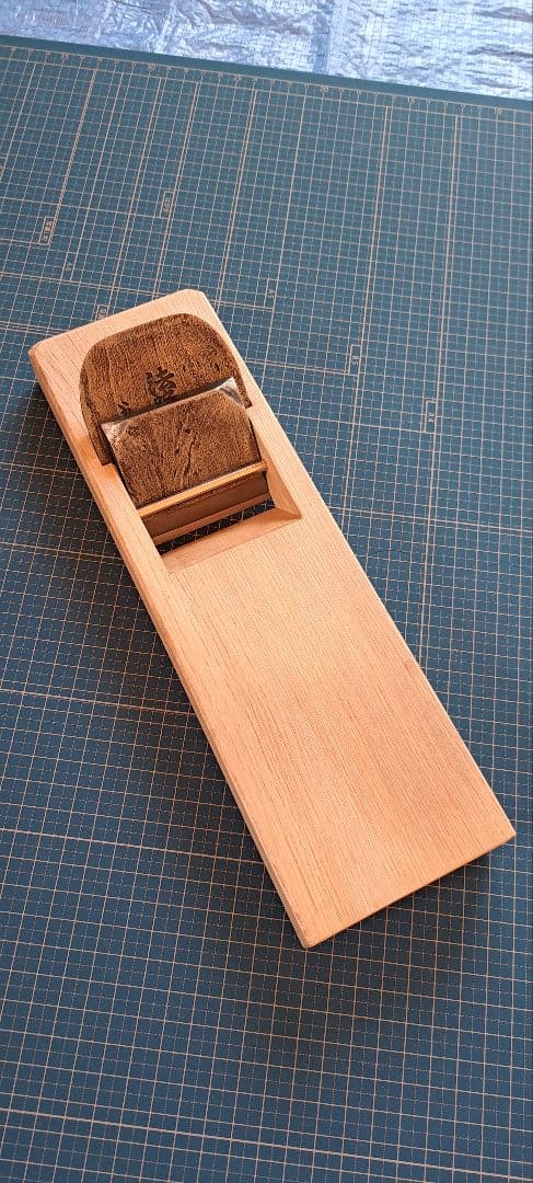 幻の鉋 [法隆寺] 玄舟作 71mm 寸八鉋 大工道具 - メルカリ