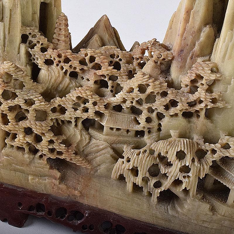 中国　玉石蝋石青田石　楼閣山水雕　床飾　置物　V　7609