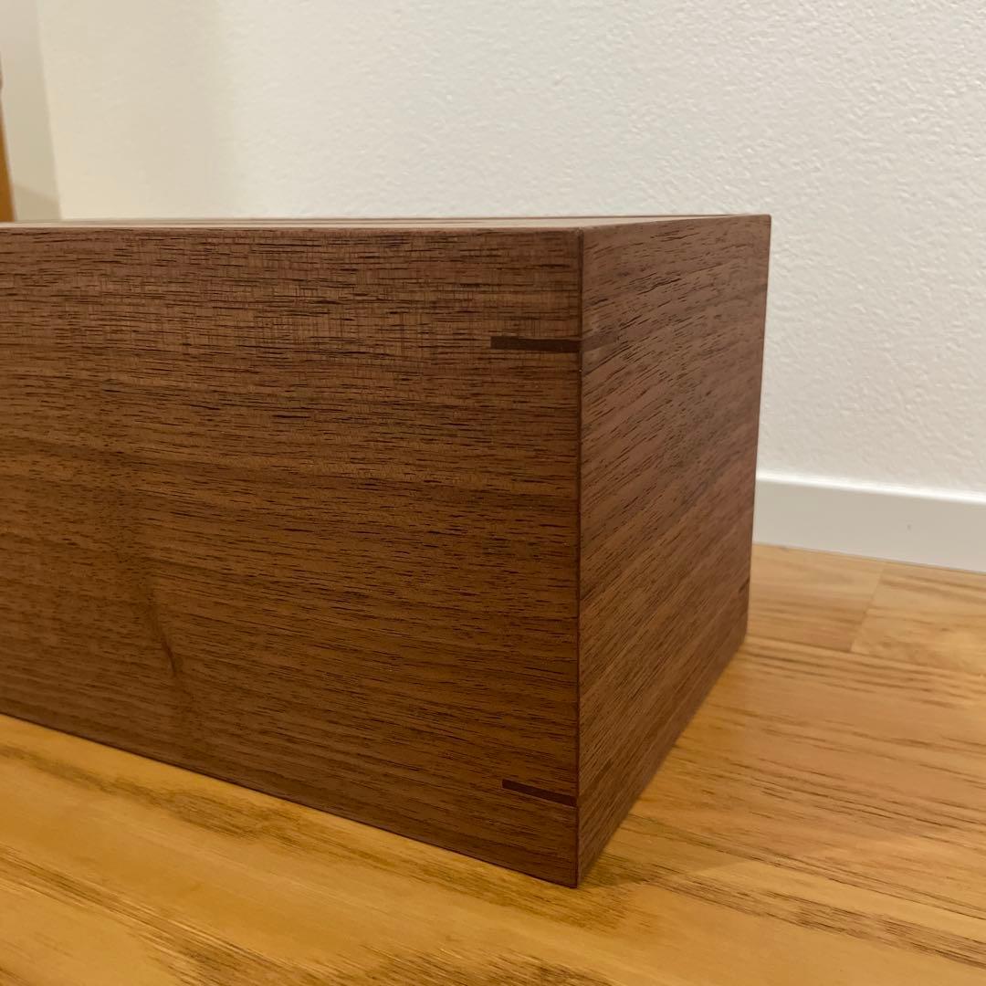 ウォールナット　ティッシュボックス　無垢