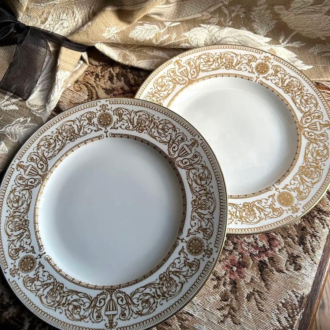 Worcester HydePark 英国王室の優雅を纏うプレート2枚