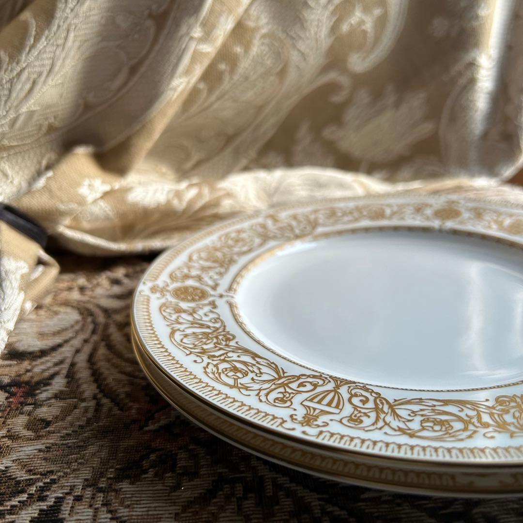 Worcester HydePark 英国王室の優雅を纏うプレート2枚