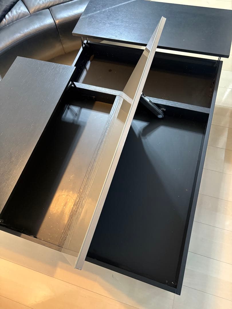 Bo Concept Chiva コーヒーテーブル