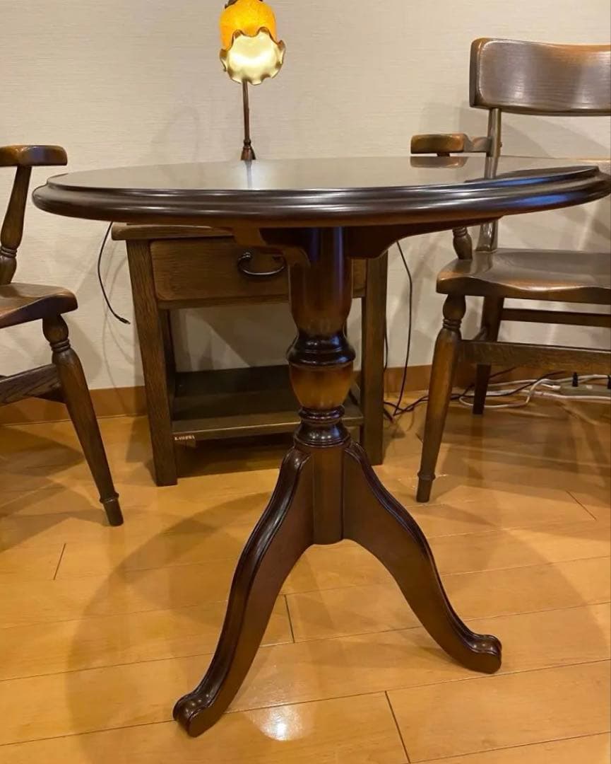 H*p様 値下げ　カリモク家具 円形テーブルTC7029NK コロニアル