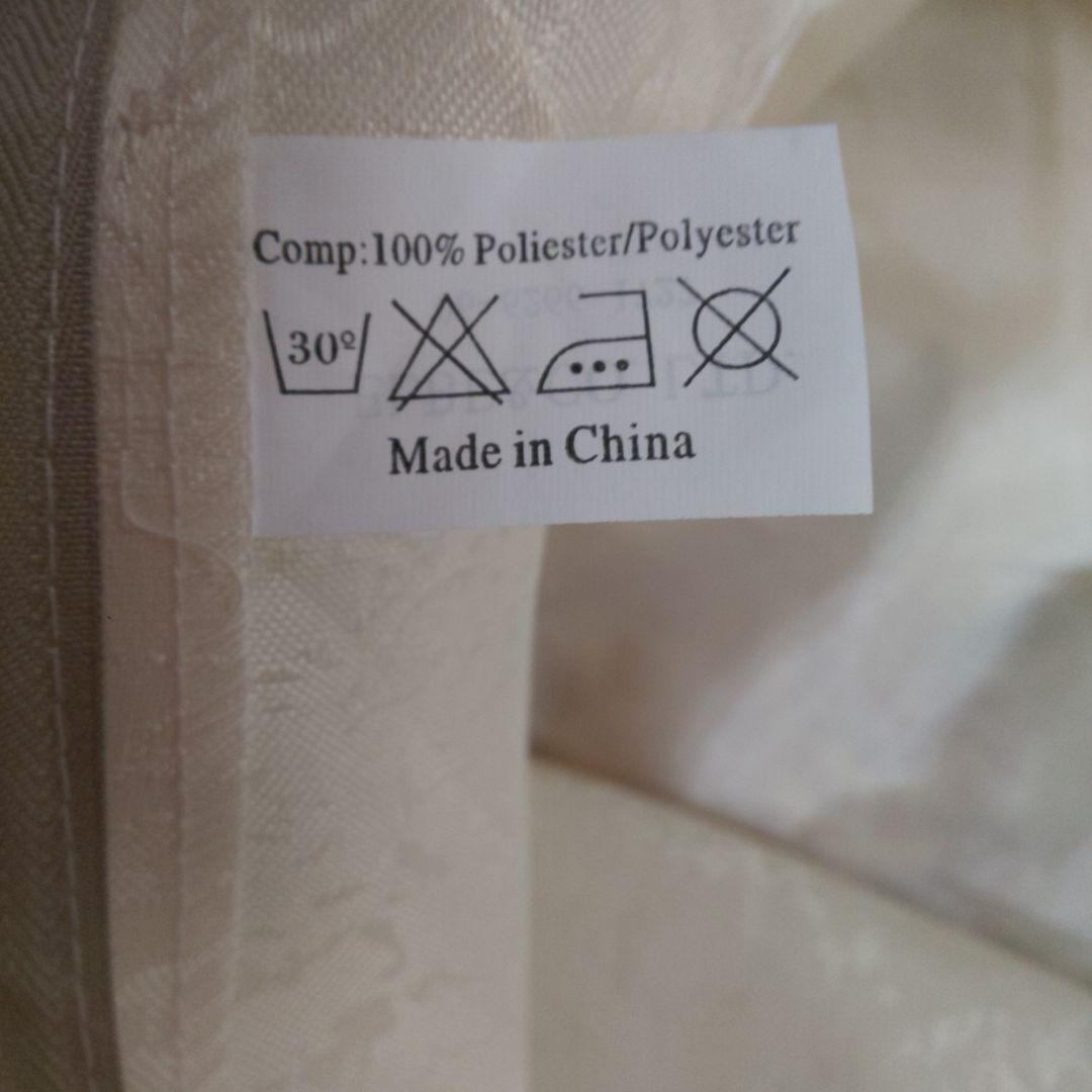 新品　ローズ柄　刺繍座布団カバー　銘仙判　55cmx59cm 　5枚組