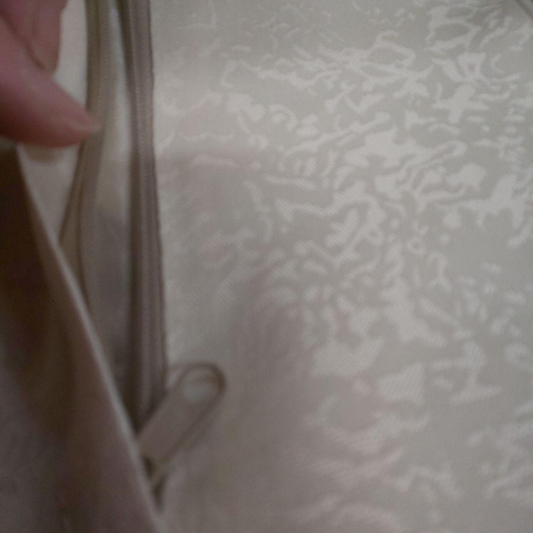 新品　ローズ柄　刺繍座布団カバー　銘仙判　55cmx59cm 　5枚組