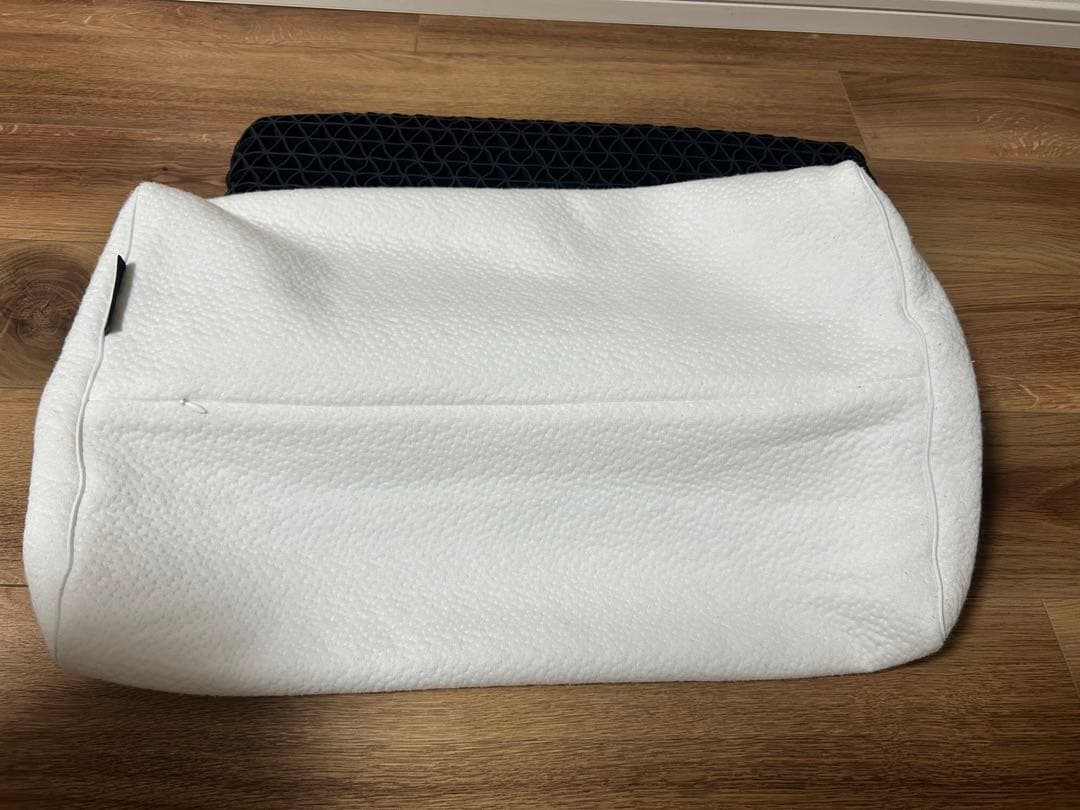 ヒツジのいらないクッション 極柔