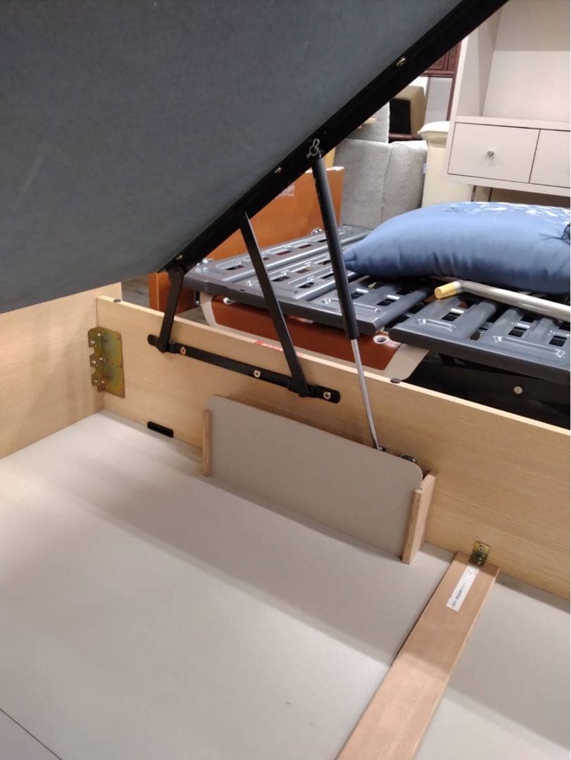 ニトリ ダブルベッドフレーム 縦開き収納付き 北九州市福岡市限定