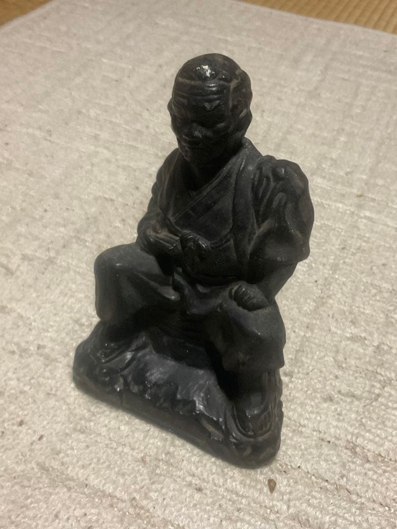 陶器製／清水の次郎長像。縁起物・歴史上人物。【箱無し　現状】