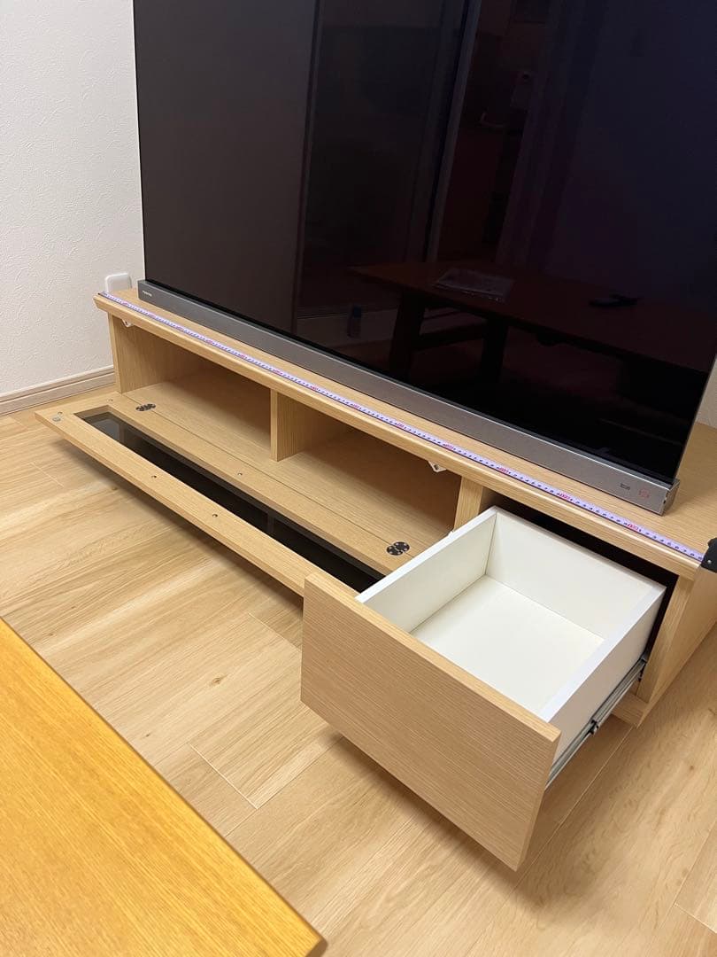 ニトリ　木製テレビ台 モダンデザイン 収納付き