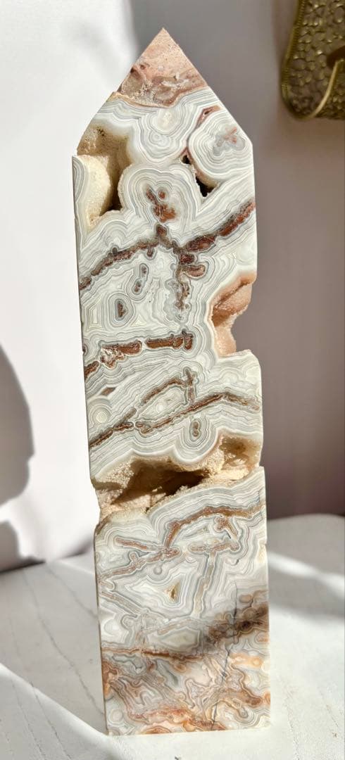 《大型・一点物》メキシカンクレイジーレースアゲート ジオード一周タワー約24cm