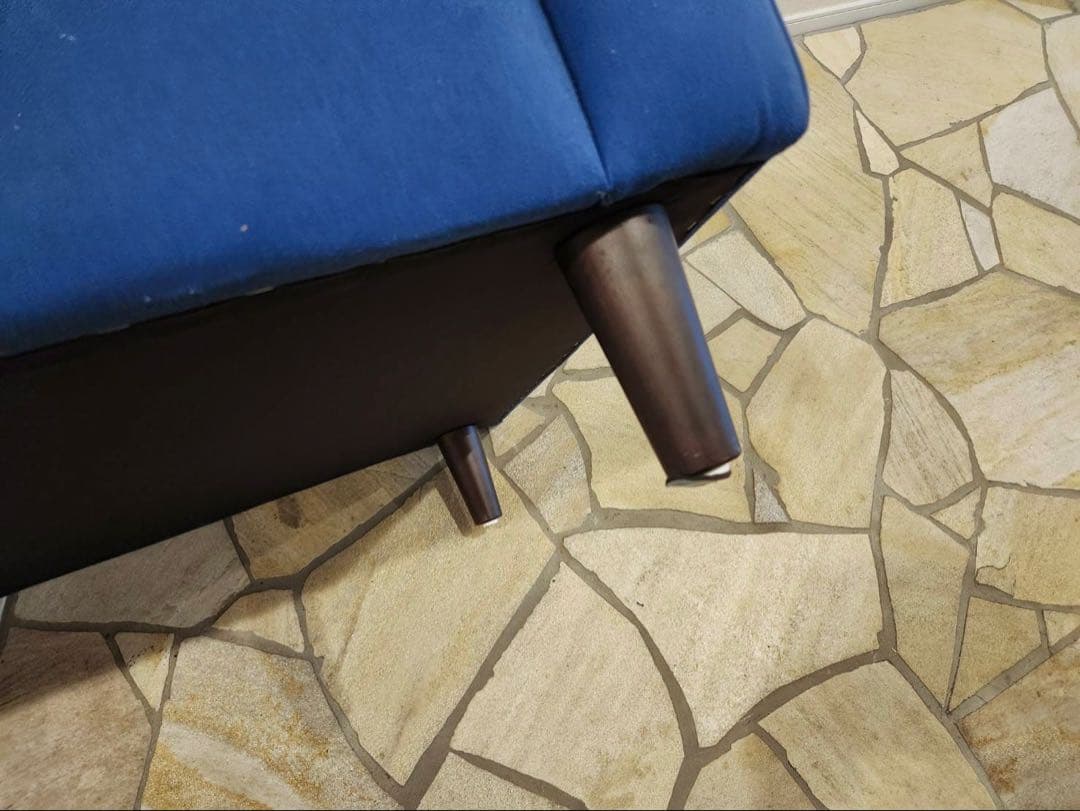 ACME Furnitureアクメファニチャー ジェティー 3人掛けソファー