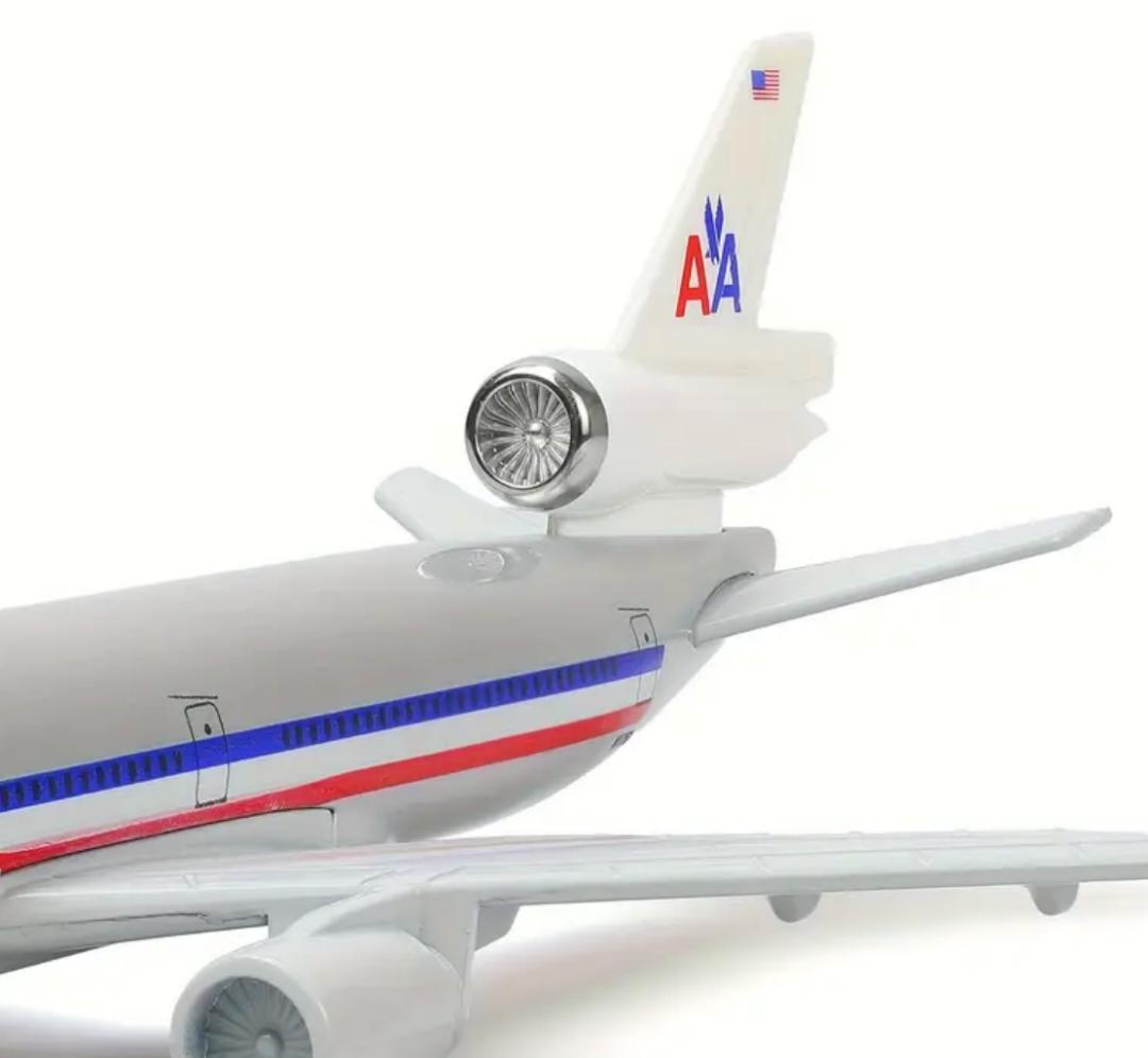 American Airlines　MD-11 貨物機モデル　1/300スケール
