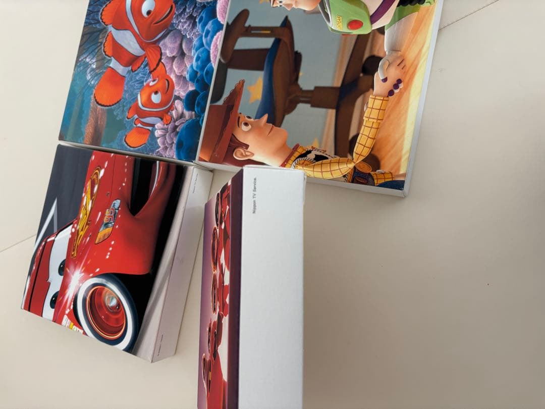 ディズニー　ピクサー展　ピクサー絵画　壁掛け　セット　キャンバス　ディズニー絵画