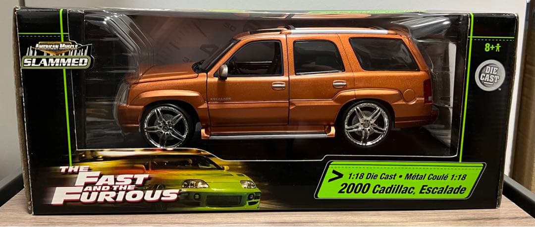 超希少 ワイルドスピード キャデラック エスカレード 1/18 ミニカー