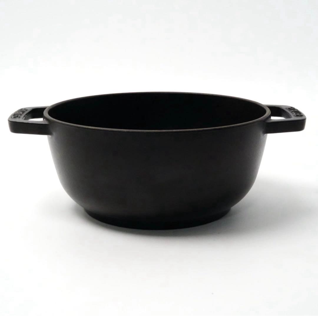 【美品】ストウブ staub Wa-NABE M 18cm ブラック