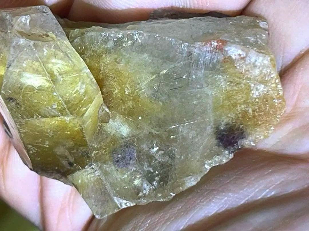 ルチルクォーツ　原石　天然石　ガーデン　クラスター　六角柱　ポイント